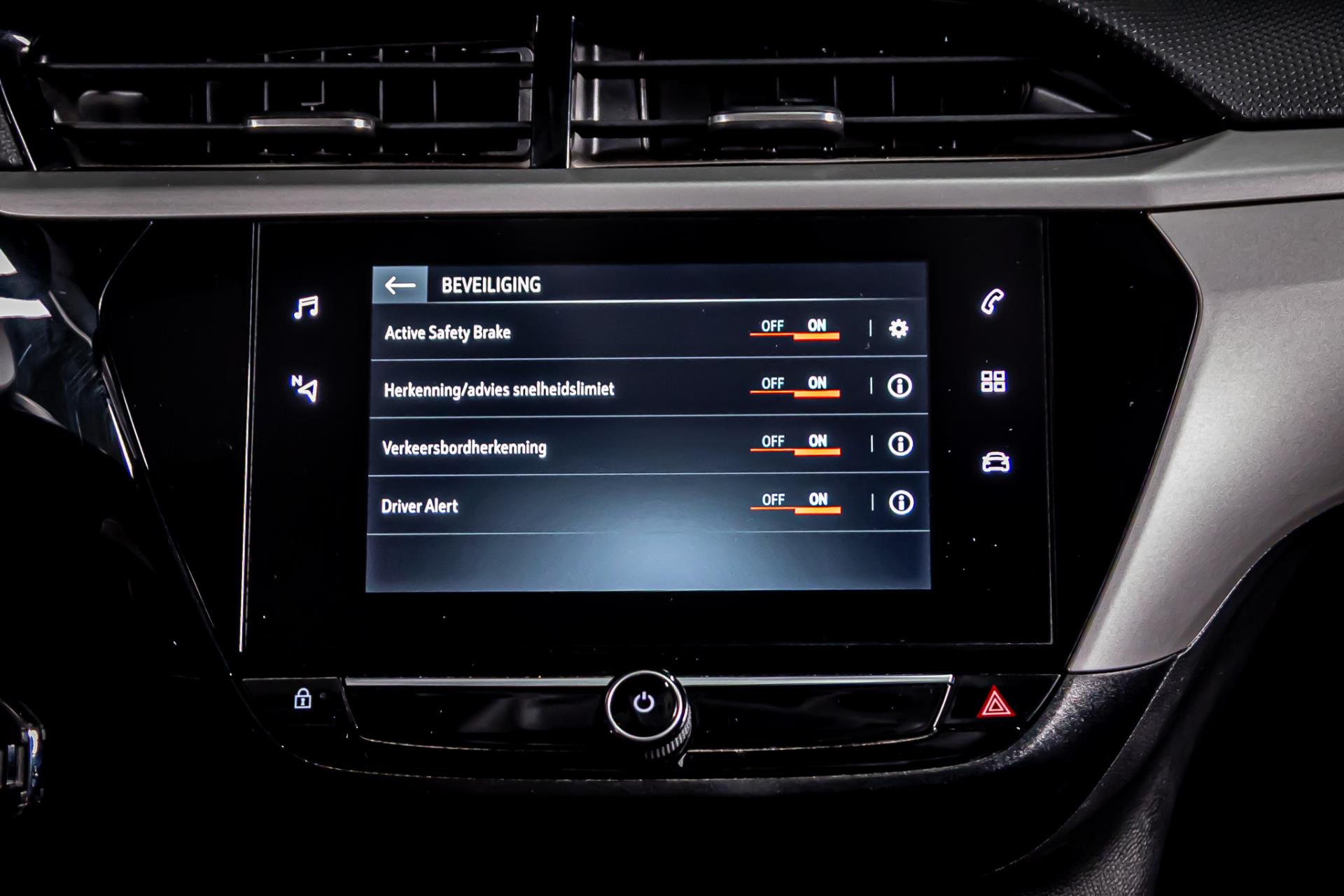 Opel Corsa 1.2 Edition I Achteruitrij camera I Stuurverwarming 48518977-24.jpg | Autobedrijf van Geel