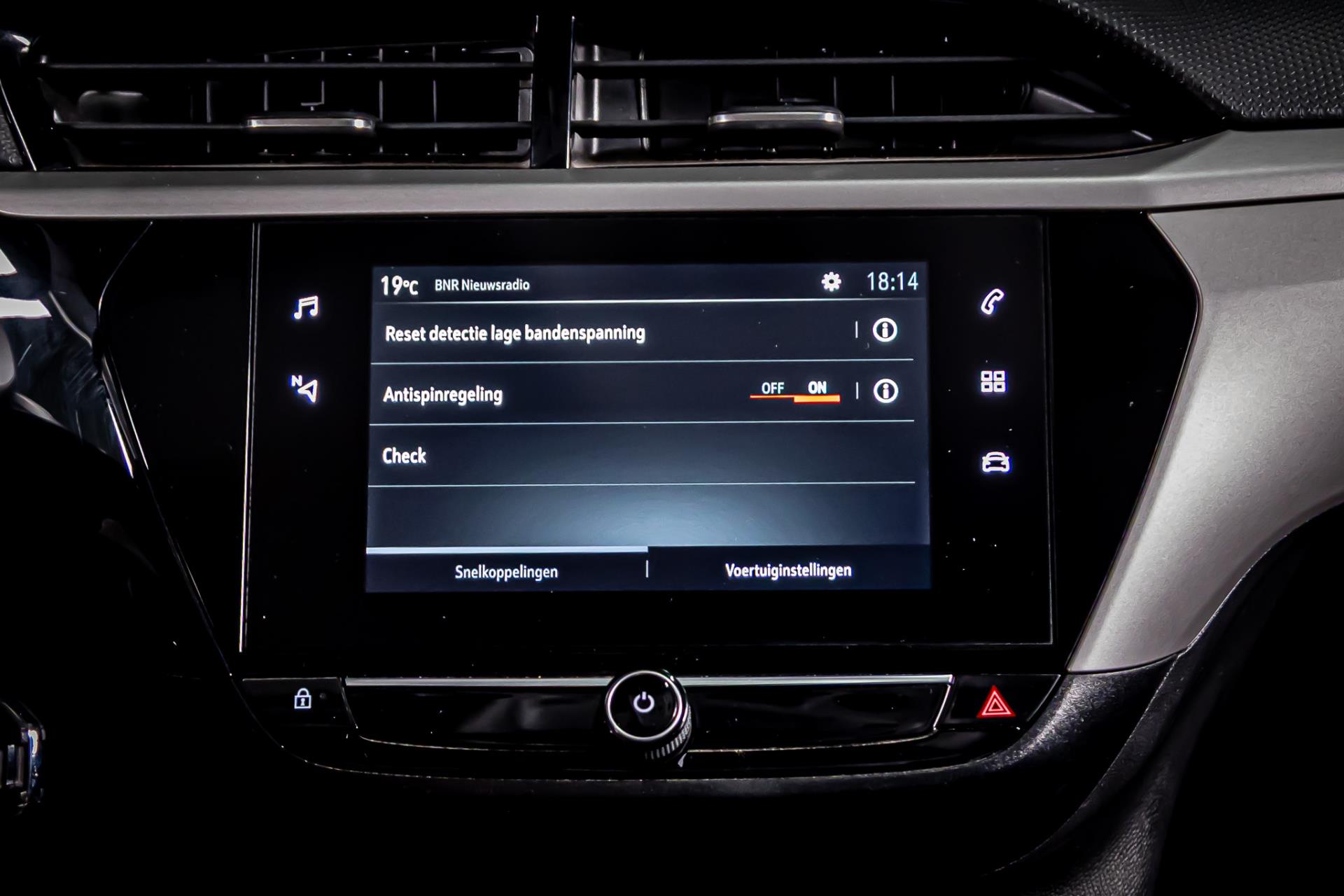 Opel Corsa 1.2 Edition I Achteruitrij camera I Stuurverwarming 48518977-26.jpg | Autobedrijf van Geel