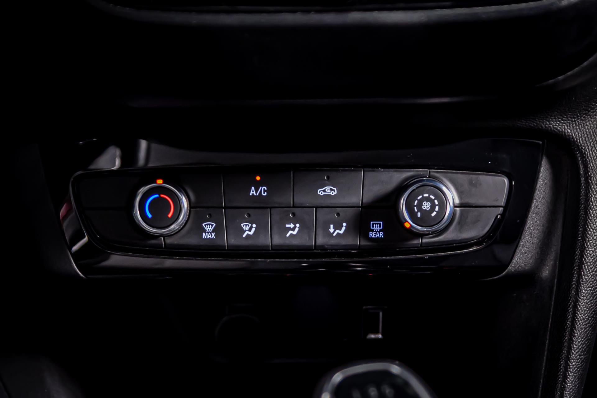 Opel Corsa 1.2 Edition I Achteruitrij camera I Stuurverwarming 48518977-28.jpg | Autobedrijf van Geel