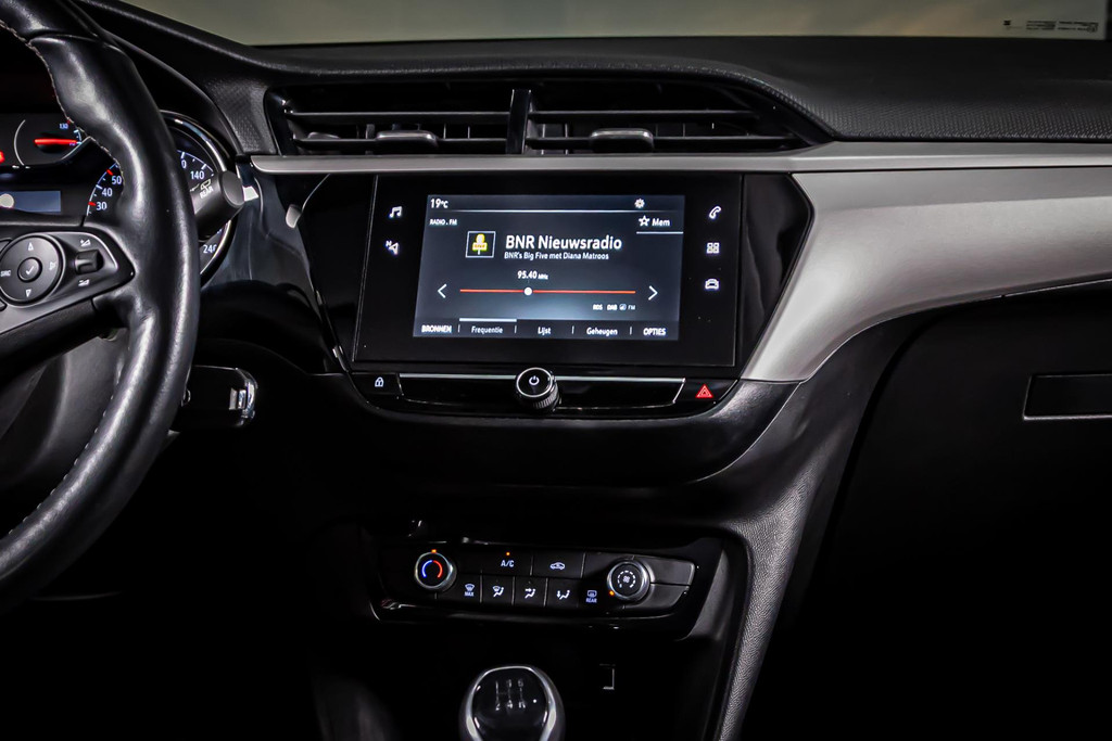 Opel Corsa 1.2 Edition I Achteruitrij camera I Stuurverwarming 48518977-29.jpg | Autobedrijf van Geel