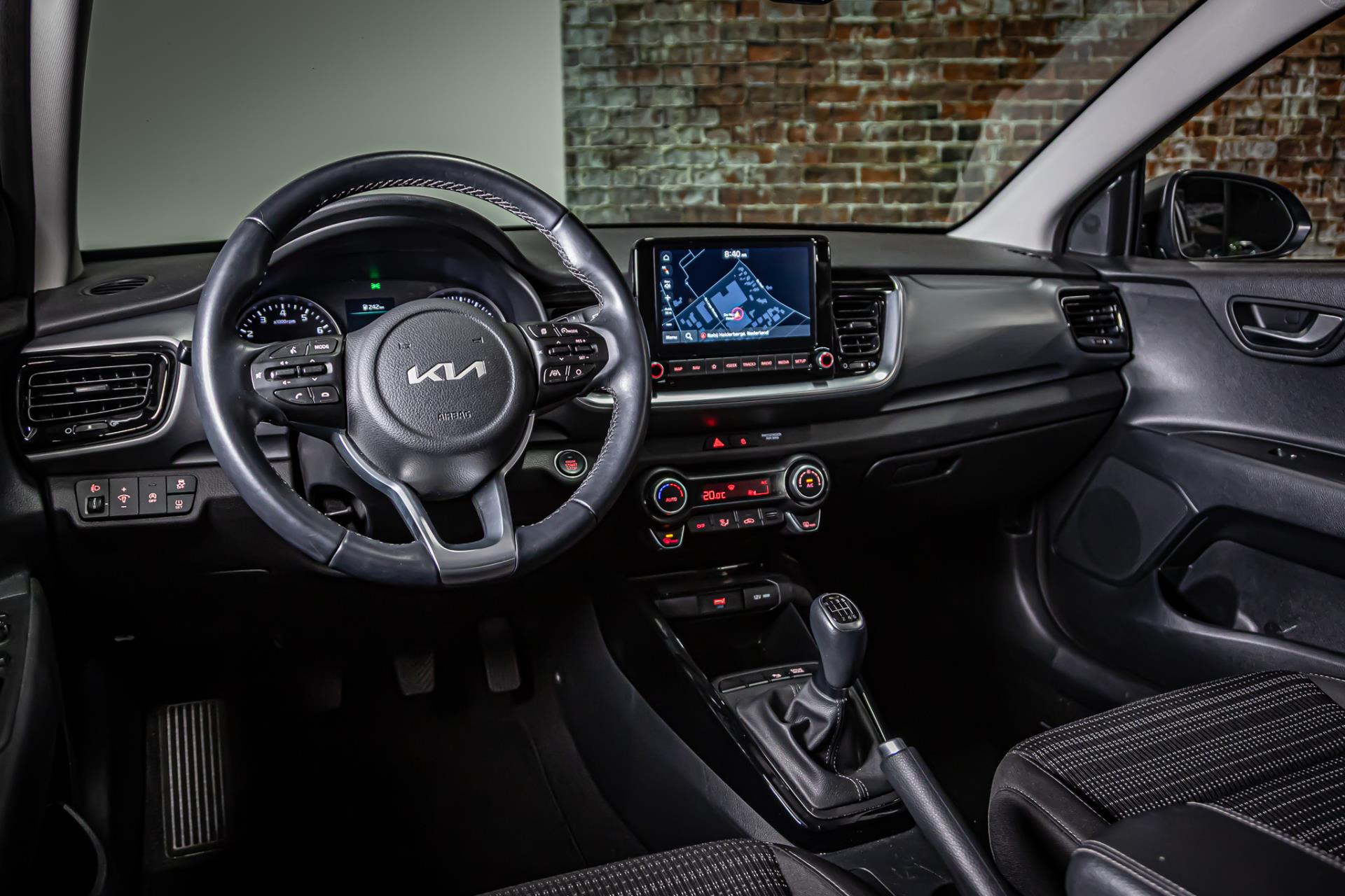 Kia Stonic 1.0 T-GDi MHEV DynamicPlusLine I Achteruitrij camera I Trekhaak 48533817-2.jpg | Autobedrijf van Geel