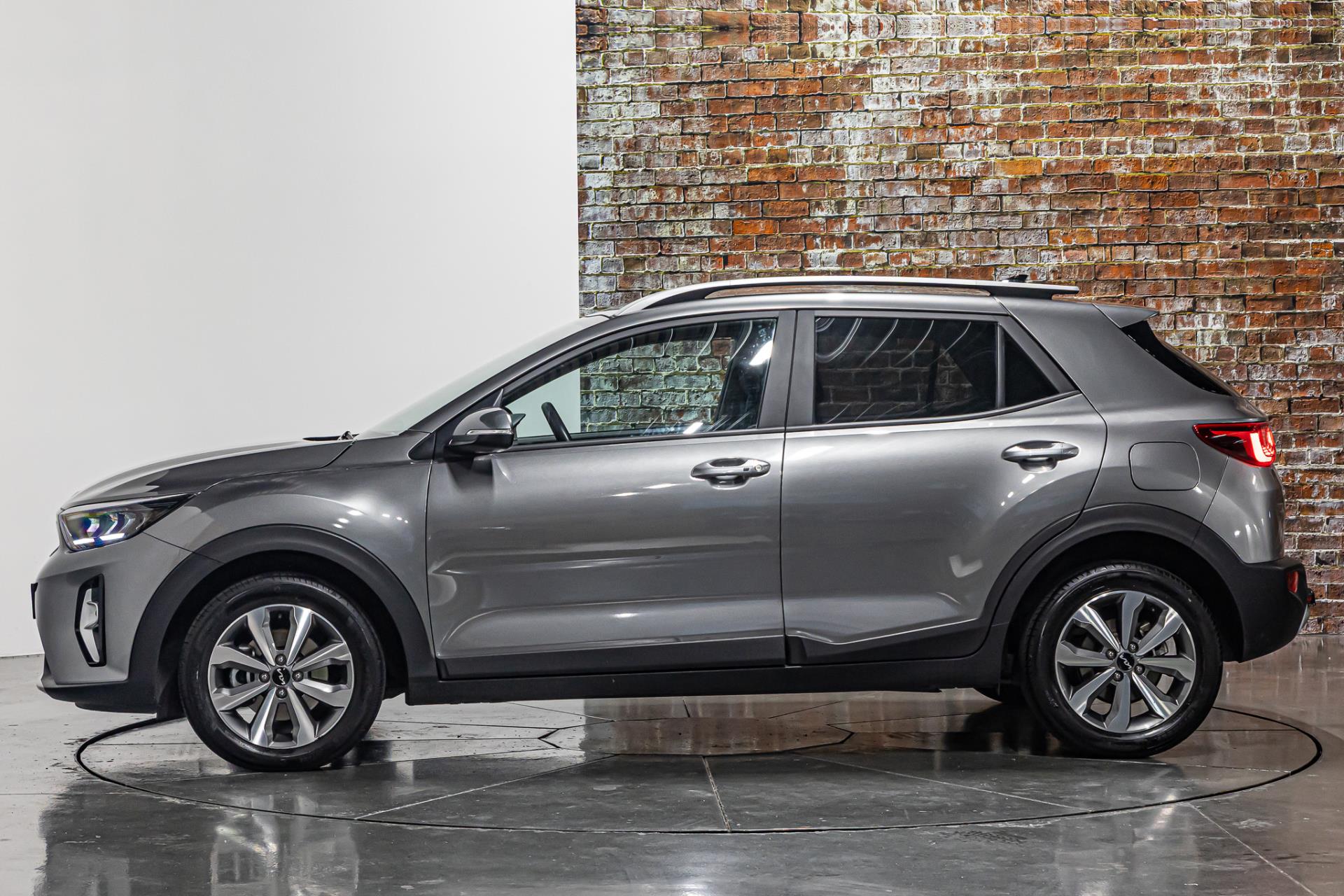 Kia Stonic 1.0 T-GDi MHEV DynamicPlusLine I Achteruitrij camera I Trekhaak 48533817-8.jpg | Autobedrijf van Geel