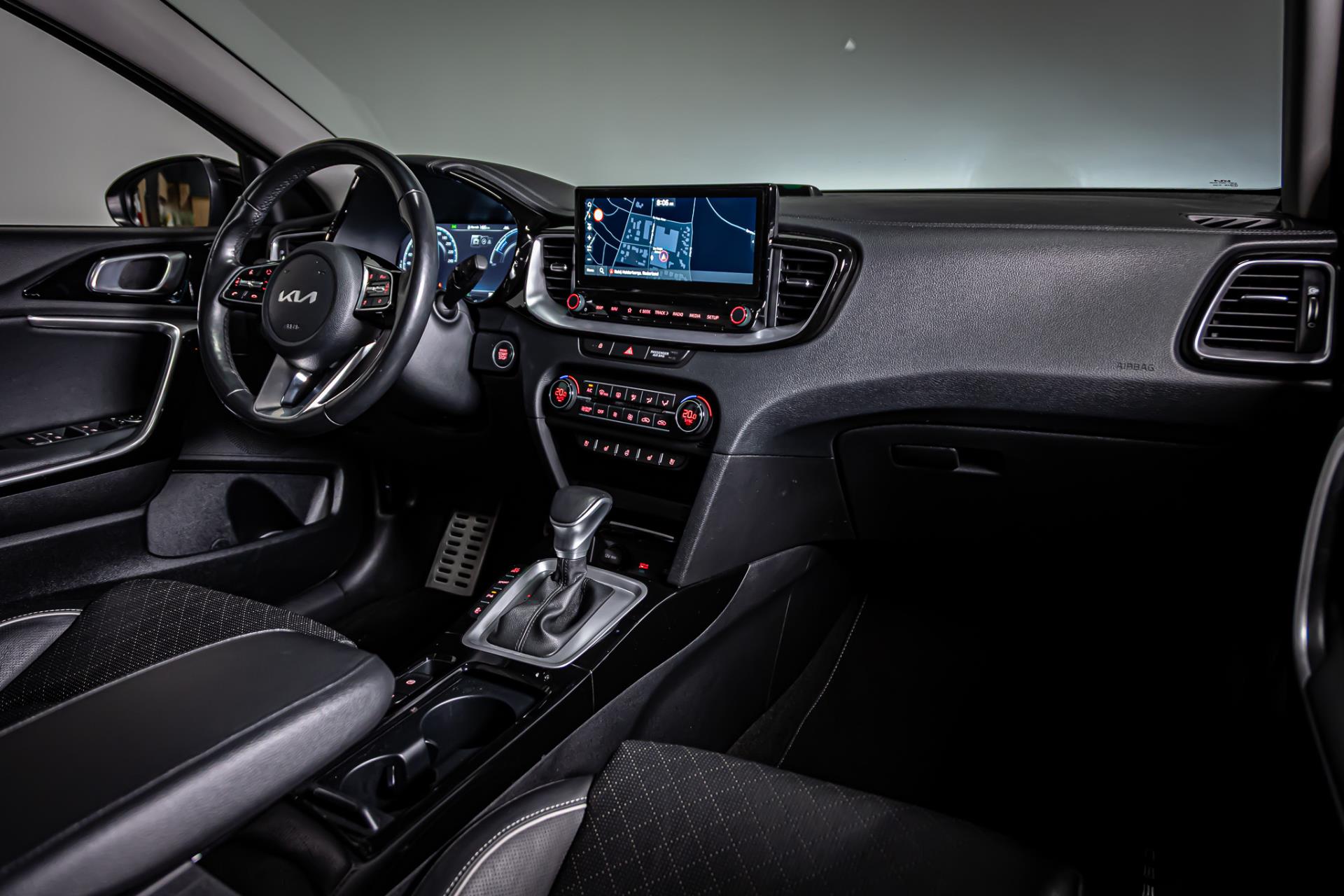 Kia Xceed 1.6 GDi PHEV ExecutiveLine I Plug in I Achteruitrij camera I Apple carplay 48567303-2.jpg | Autobedrijf van Geel