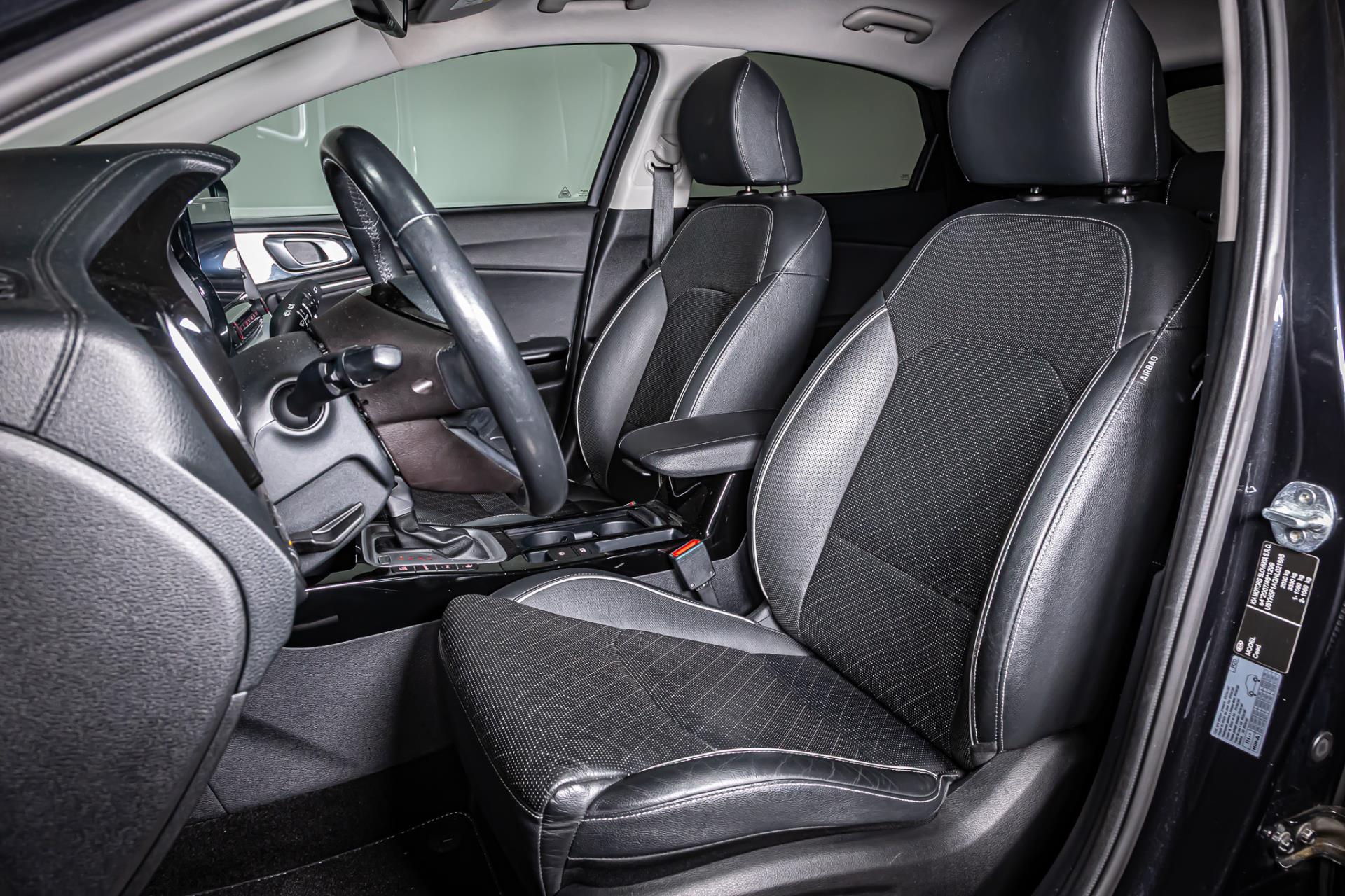 Kia Xceed 1.6 GDi PHEV ExecutiveLine I Plug in I Achteruitrij camera I Apple carplay 48567303-3.jpg | Autobedrijf van Geel