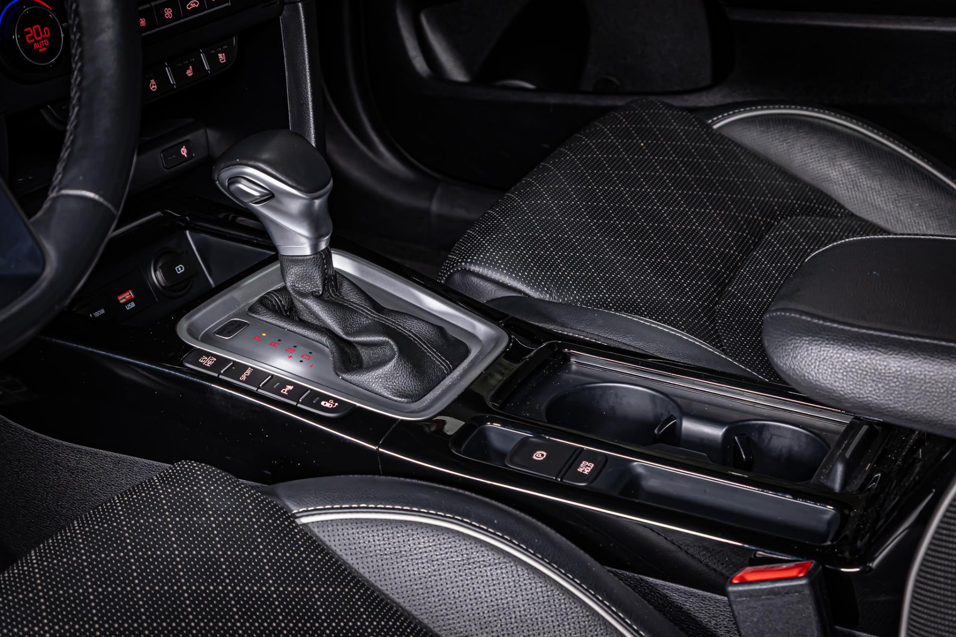 Kia Xceed 1.6 GDi PHEV ExecutiveLine I Plug in I Achteruitrij camera I Apple carplay 48567303-36.jpg | Autobedrijf van Geel