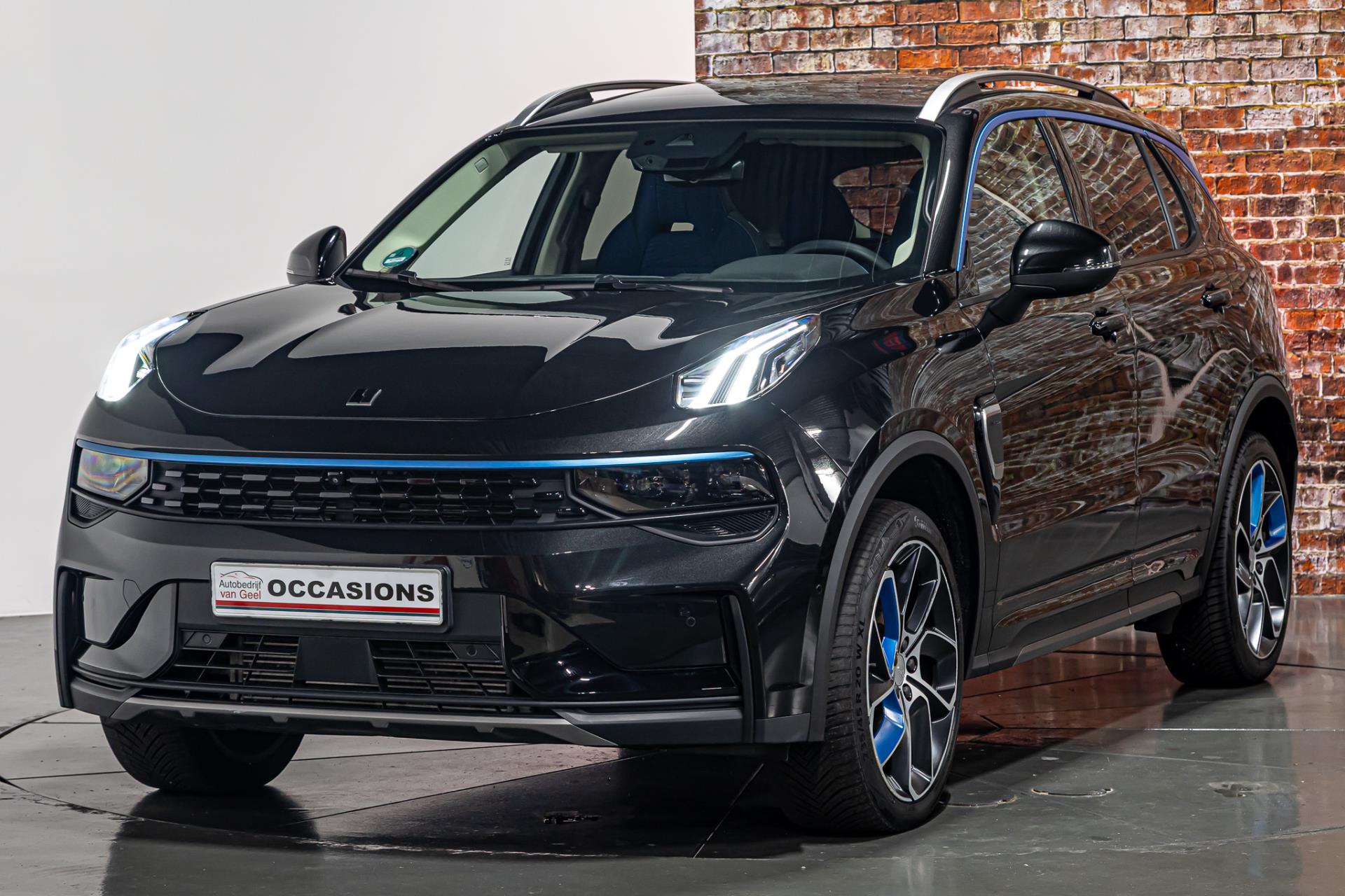 Lynk & Co 01 1.5 I Afneembare trekhaak I Schuif/kantel dak I Plug in 48592921-5.jpg | Autobedrijf van Geel