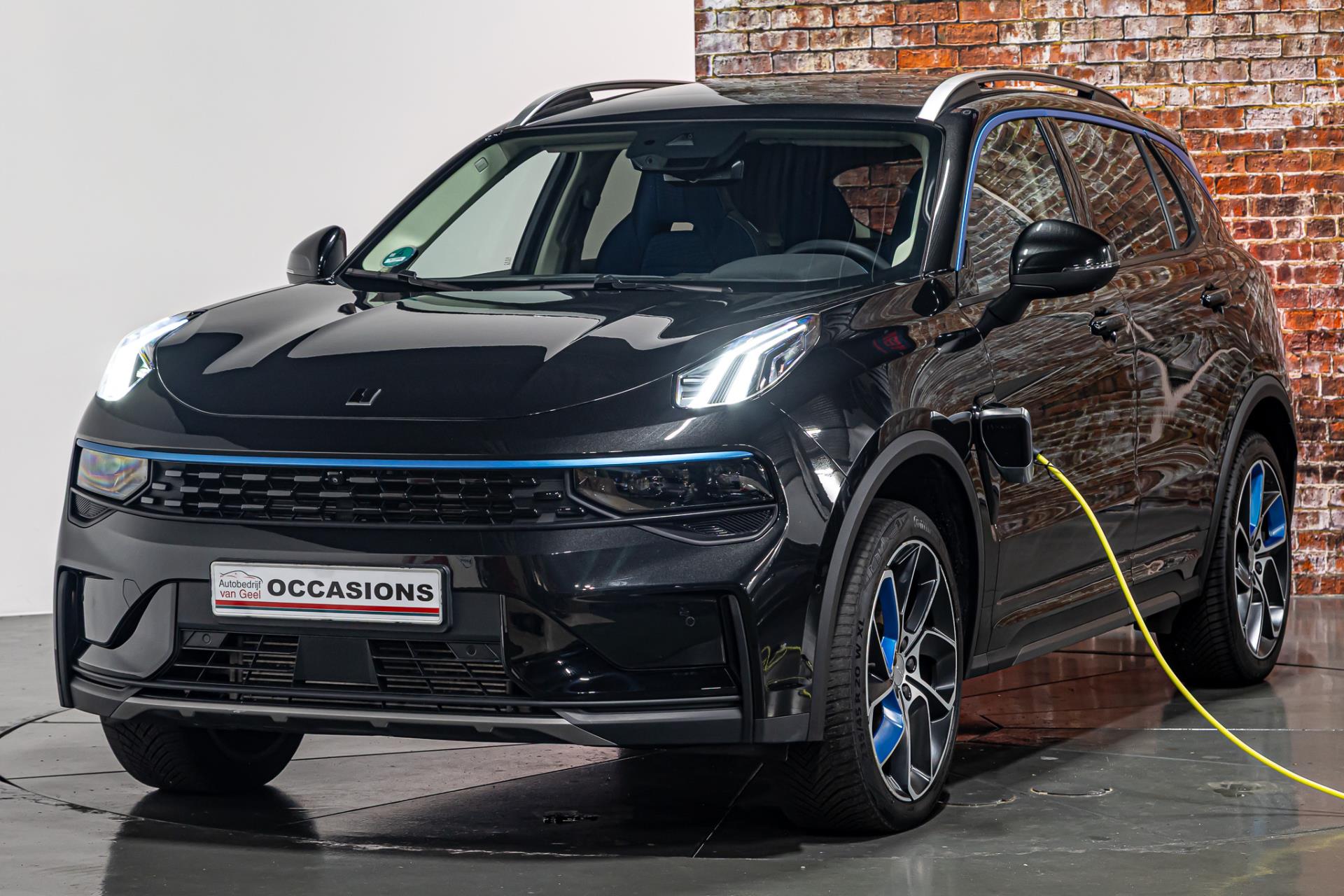 Lynk & Co 01 1.5 I Afneembare trekhaak I Schuif/kantel dak I Plug in 48592921-6.jpg | Autobedrijf van Geel