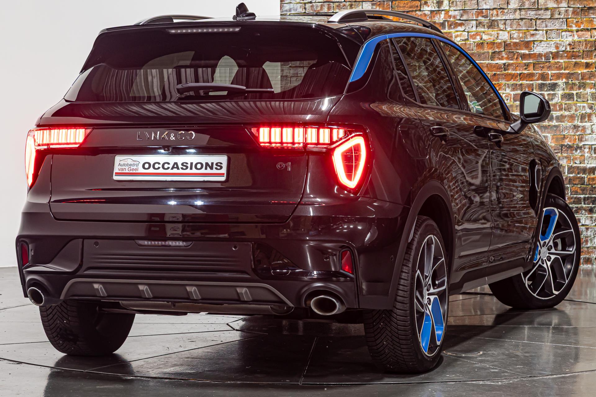 Lynk & Co 01 1.5 I Afneembare trekhaak I Schuif/kantel dak I Plug in 48592921-9.jpg | Autobedrijf van Geel