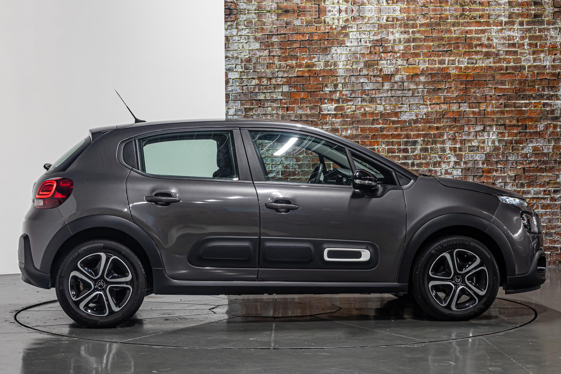 Citroën C3 1.2 PureTech Plus I I Apple carplay I Navi 48623134-14.jpg | Autobedrijf van Geel