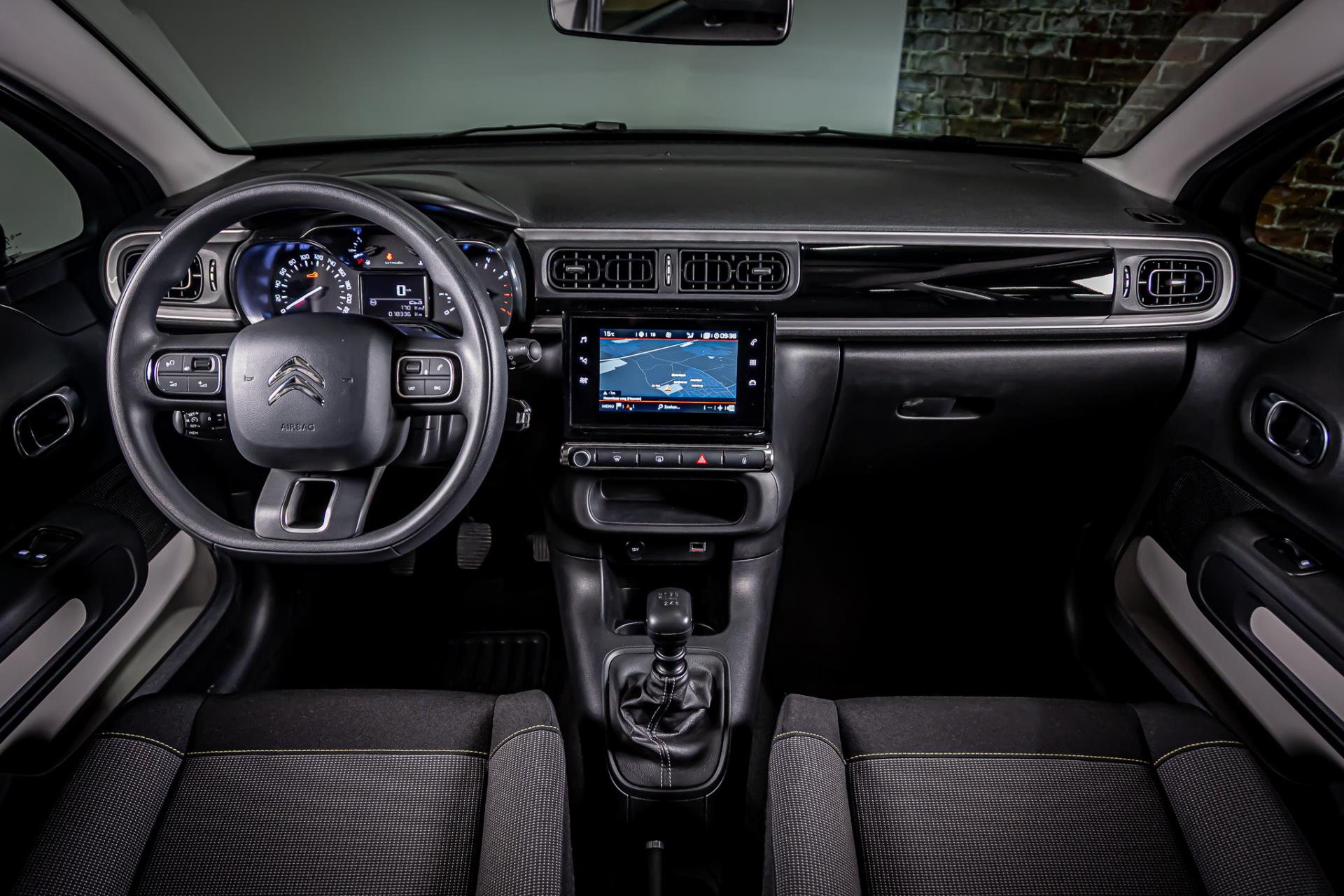 Citroën C3 1.2 PureTech Plus I I Apple carplay I Navi 48623134-17.jpg | Autobedrijf van Geel