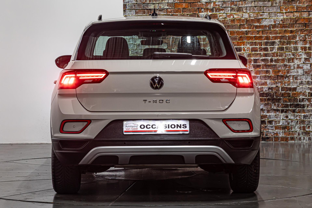 Volkswagen T-Roc 1.5 TSI Life Business I Afneembare trekhaak I Stoelverwarming 48656063-10.jpg | Autobedrijf van Geel