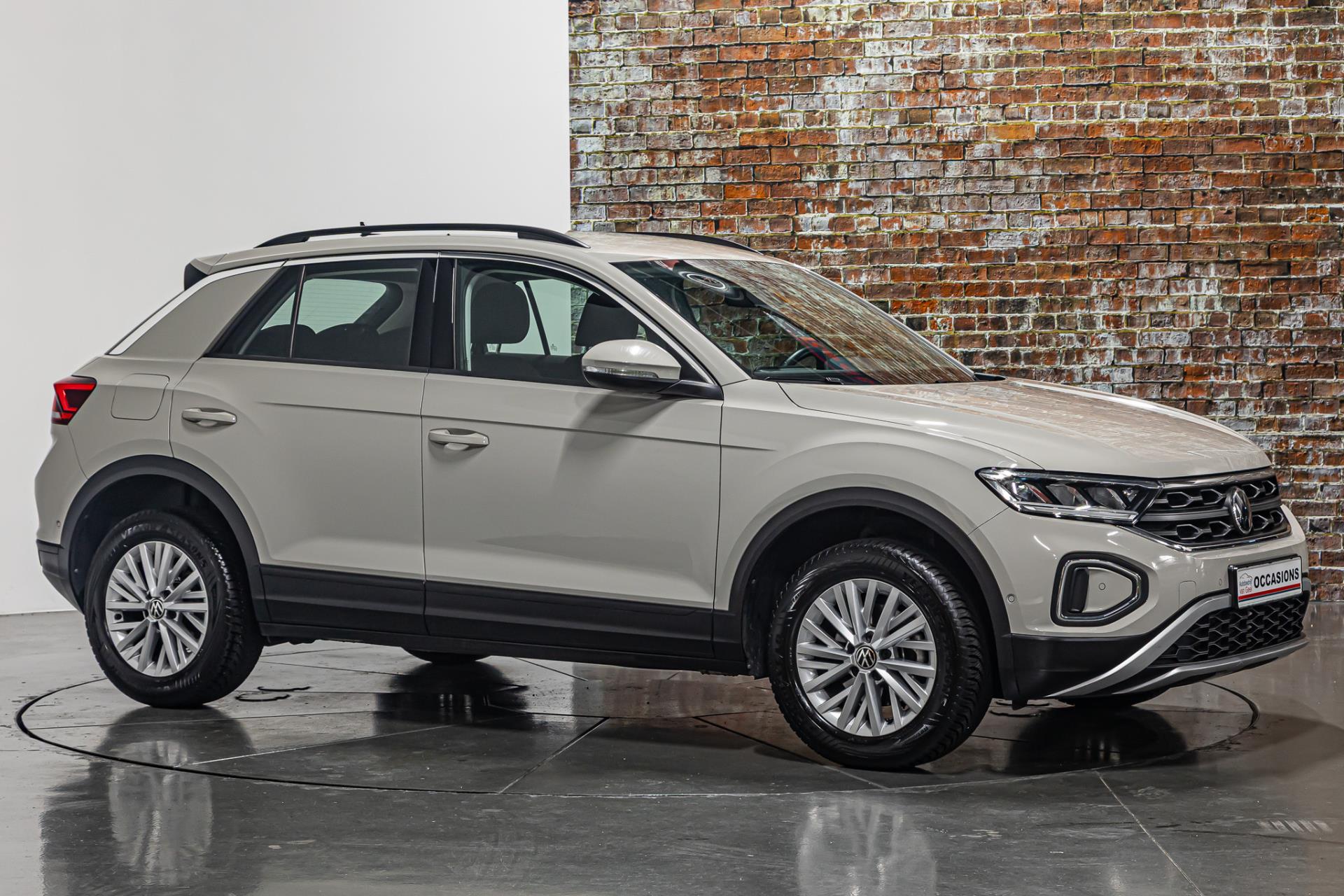 Volkswagen T-Roc 1.5 TSI Life Business I Afneembare trekhaak I Stoelverwarming 48656063-14.jpg | Autobedrijf van Geel