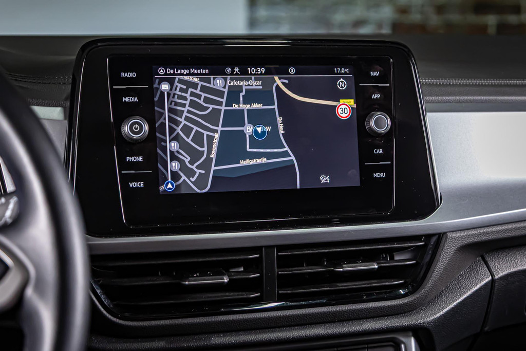 Volkswagen T-Roc 1.5 TSI Life Business I Afneembare trekhaak I Stoelverwarming 48656063-18.jpg | Autobedrijf van Geel