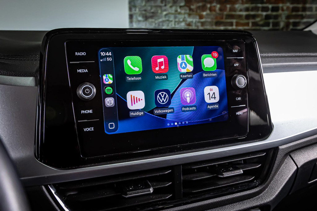 Volkswagen T-Roc 1.5 TSI Life Business I Afneembare trekhaak I Stoelverwarming 48656063-23.jpg | Autobedrijf van Geel