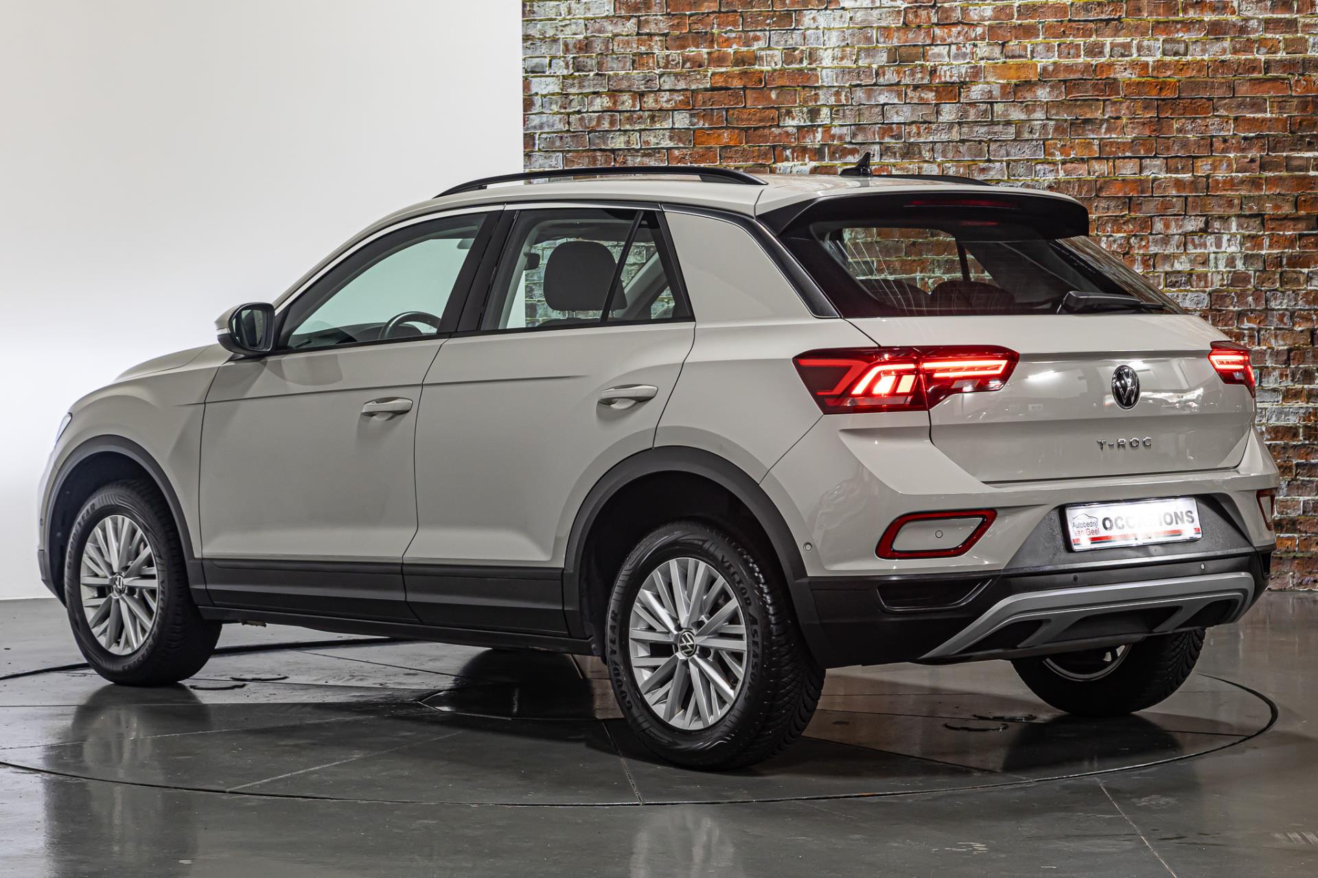 Volkswagen T-Roc 1.5 TSI Life Business I Afneembare trekhaak I Stoelverwarming 48656063-9.jpg | Autobedrijf van Geel