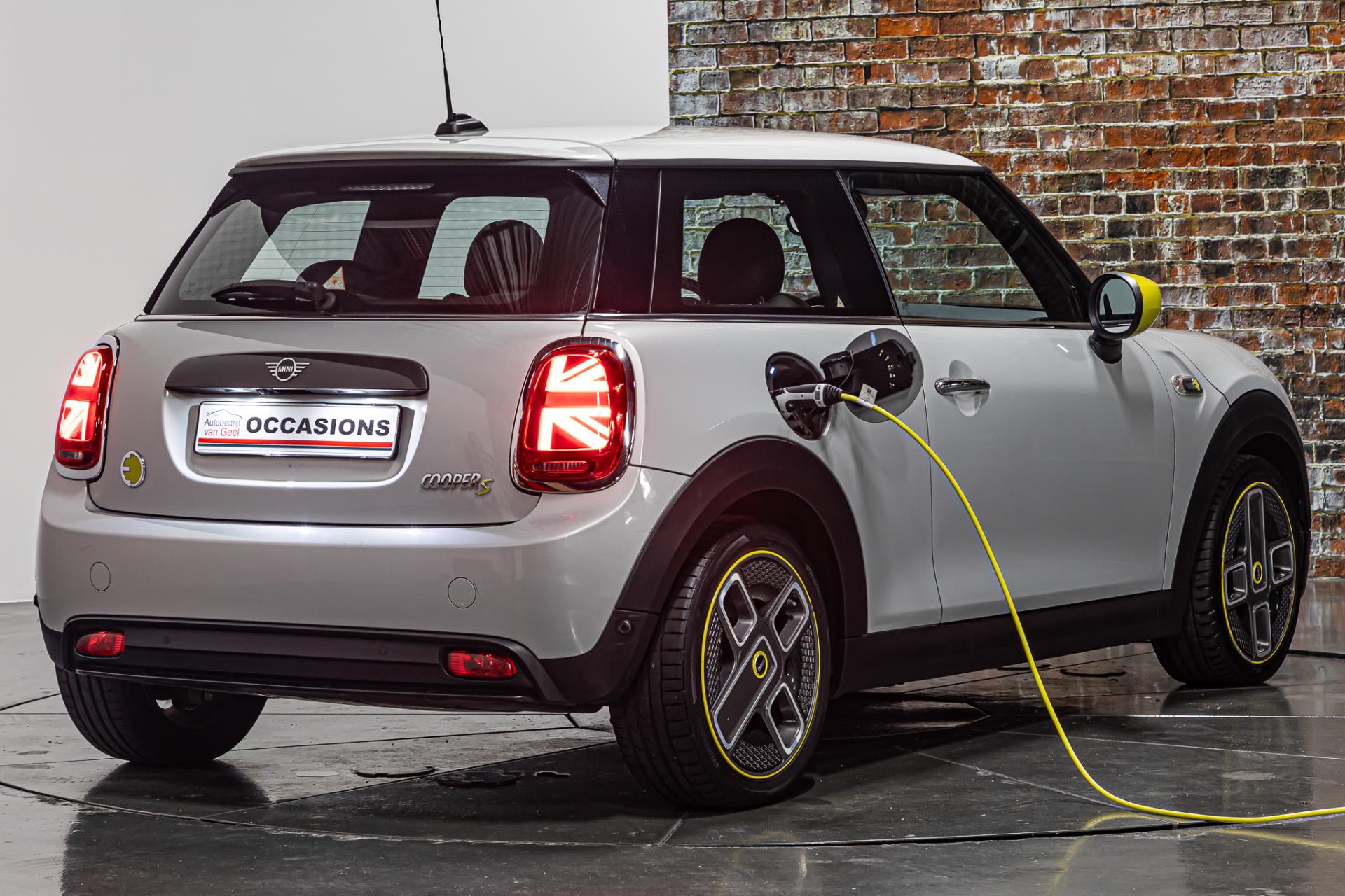 MINI Mini Electric Essential 33 kWh 48852512-1.jpg | Autobedrijf van Geel