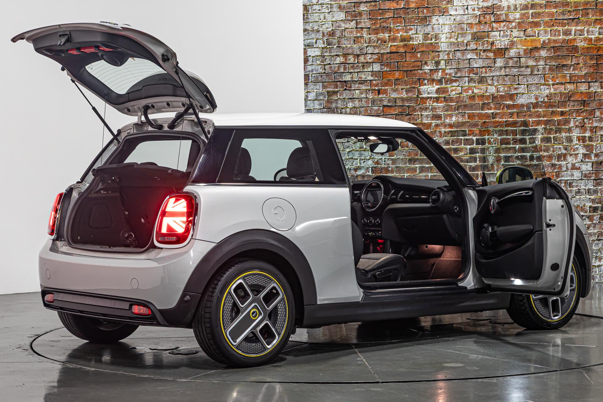 MINI Mini Electric Essential 33 kWh 48852512-13.jpg | Autobedrijf van Geel