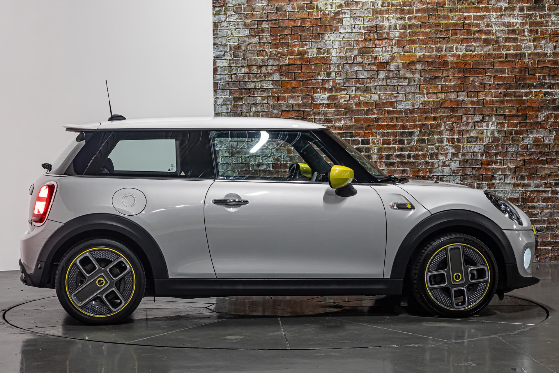 MINI Mini Electric Essential 33 kWh 48852512-14.jpg | Autobedrijf van Geel