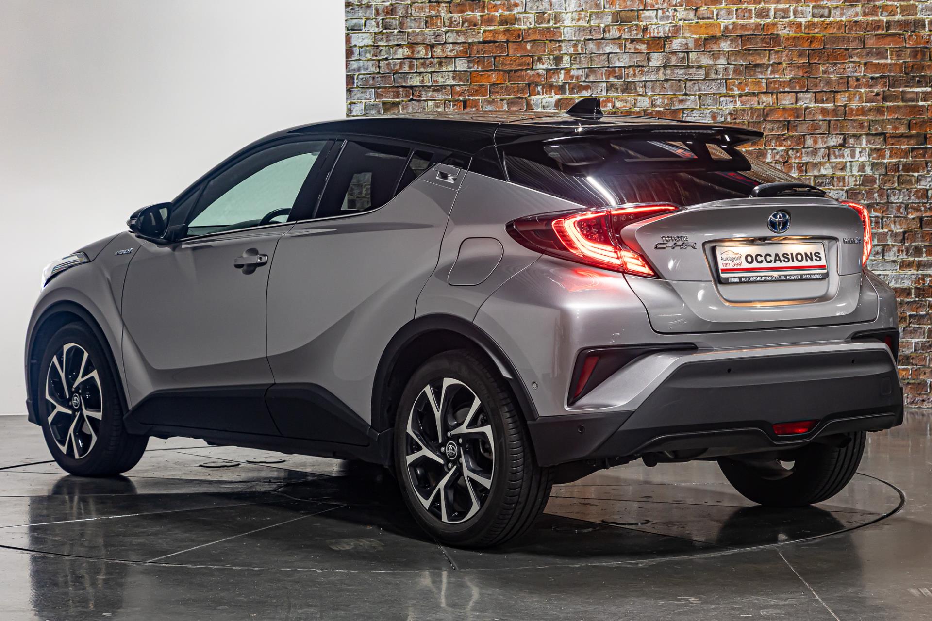 Toyota C-HR 1.8 Hybrid Style Ultimate I Achteruitrij camera I Stoelverwarming 49107113-10.jpg | Autobedrijf van Geel