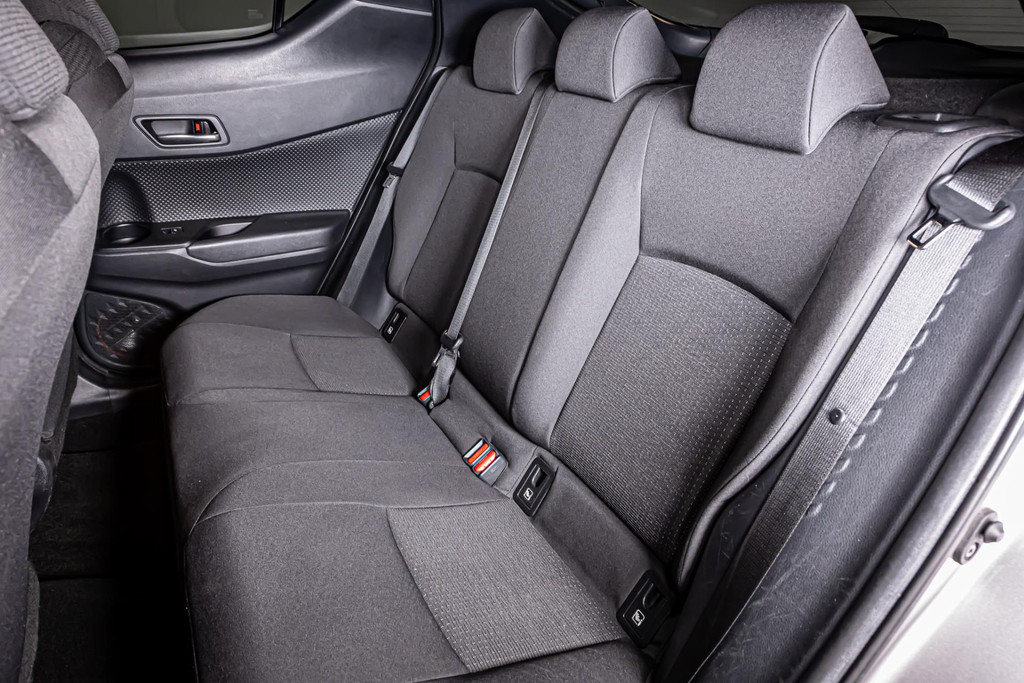 Toyota C-HR 1.8 Hybrid Style Ultimate I Achteruitrij camera I Stoelverwarming 49107113-21.jpg | Autobedrijf van Geel