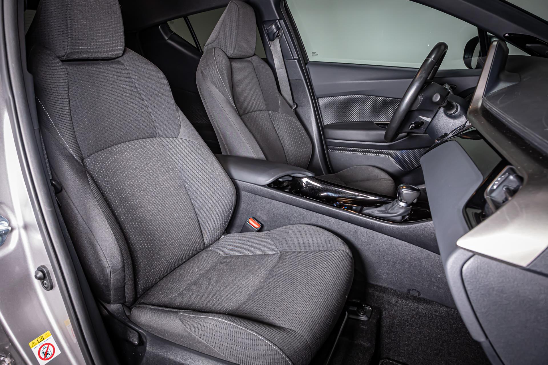 Toyota C-HR 1.8 Hybrid Style Ultimate I Achteruitrij camera I Stoelverwarming 49107113-3.jpg | Autobedrijf van Geel