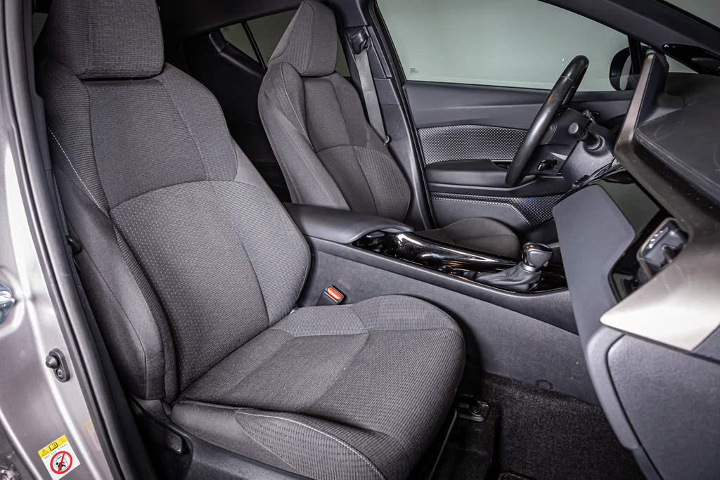 Toyota C-HR 1.8 Hybrid Style Ultimate I Achteruitrij camera I Stoelverwarming 49107113-3.jpg | Autobedrijf van Geel