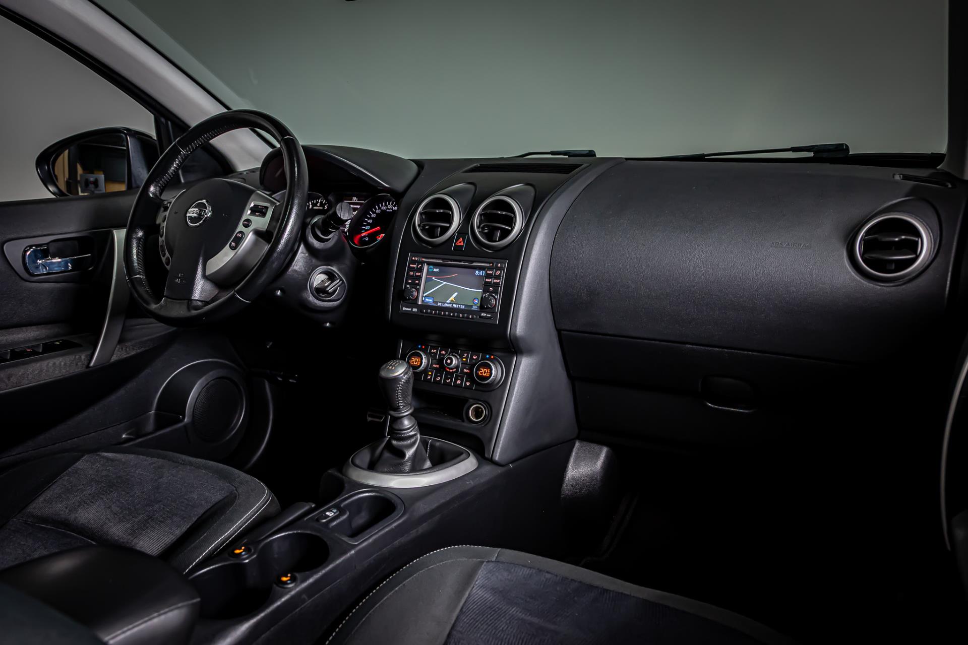 Nissan QASHQAI 2.0 Connect Edition I Trekhaak I Achteruitrij camera 49181311-3.jpg | Autobedrijf van Geel