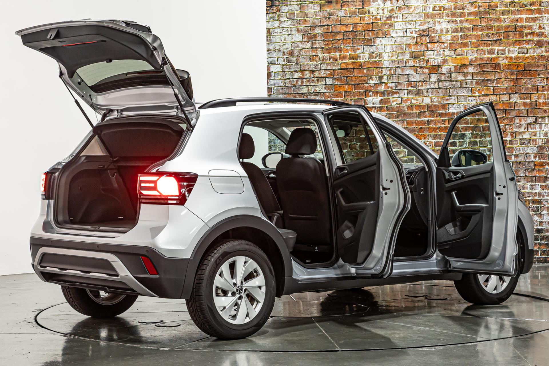 Volkswagen T-Cross 1.0 TSI Business I Automaat I Achteruitrij camera 49248488-12.jpg | Autobedrijf van Geel