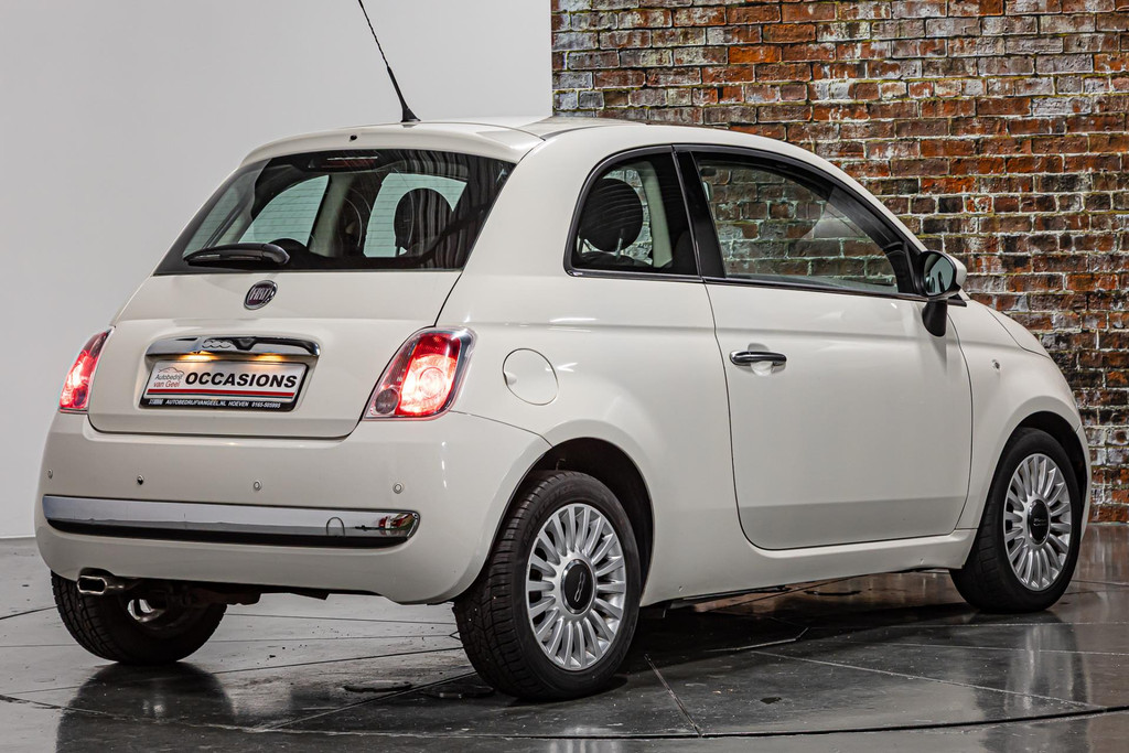 Fiat 500 0.9 TwinAir Lounge I Panorama dak I Airco 49284742-1.jpg | Autobedrijf van Geel