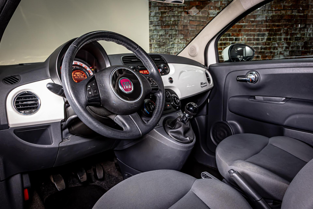 Fiat 500 0.9 TwinAir Lounge I Panorama dak I Airco 49284742-10.jpg | Autobedrijf van Geel