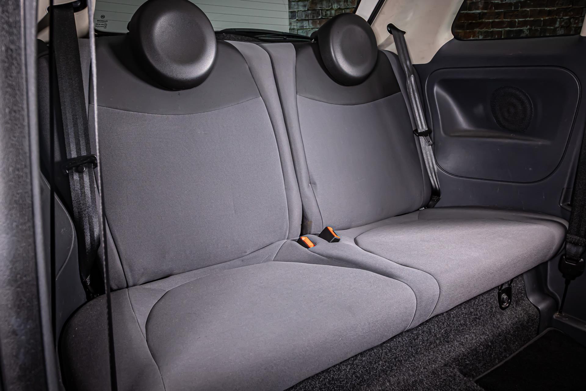 Fiat 500 0.9 TwinAir Lounge I Panorama dak I Airco 49284742-2.jpg | Autobedrijf van Geel