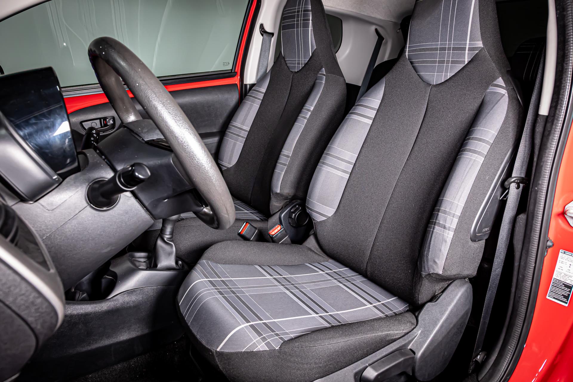 Peugeot 108 1.0 e-VTi Active I Groot scherm I Airco 49293981-2.jpg | Autobedrijf van Geel