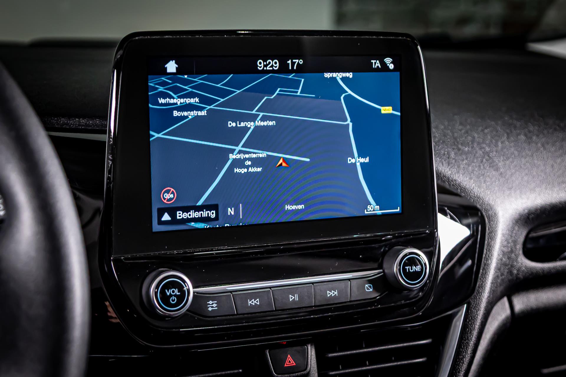 Ford Fiesta 1.1 Trend I Navi I Airco 49295446-17.jpg | Autobedrijf van Geel