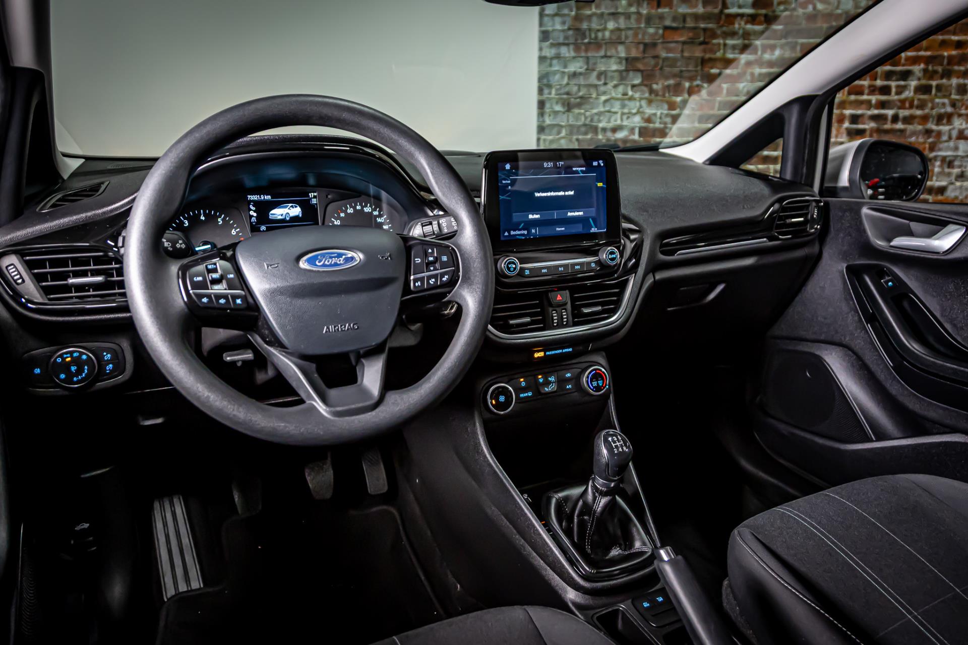 Ford Fiesta 1.1 Trend I Navi I Airco 49295446-27.jpg | Autobedrijf van Geel