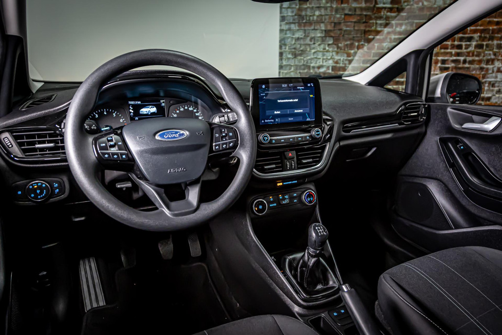 Ford Fiesta 1.1 Trend I Navi I Airco 49295446-27.jpg | Autobedrijf van Geel