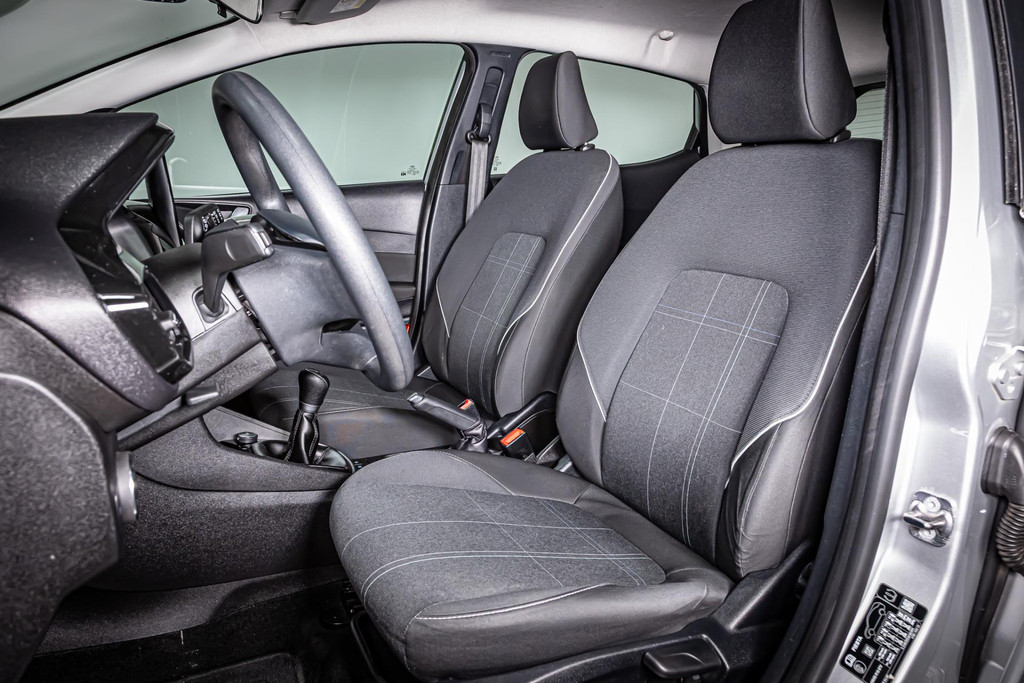 Ford Fiesta 1.1 Trend I Navi I Airco 49295446-3.jpg | Autobedrijf van Geel