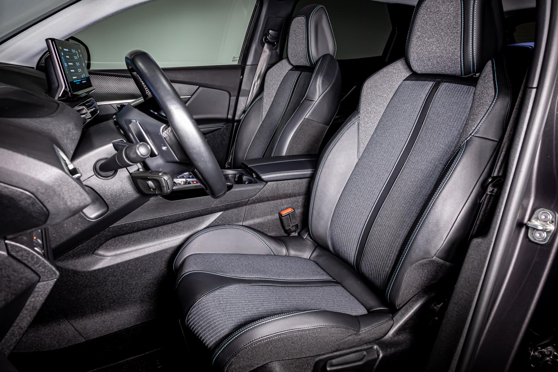 Peugeot 3008 1.6 HYbrid 225 Blue Lease GT I Afneembare trekhaak I Stoelverwarming 49323317-19.jpg | Autobedrijf van Geel