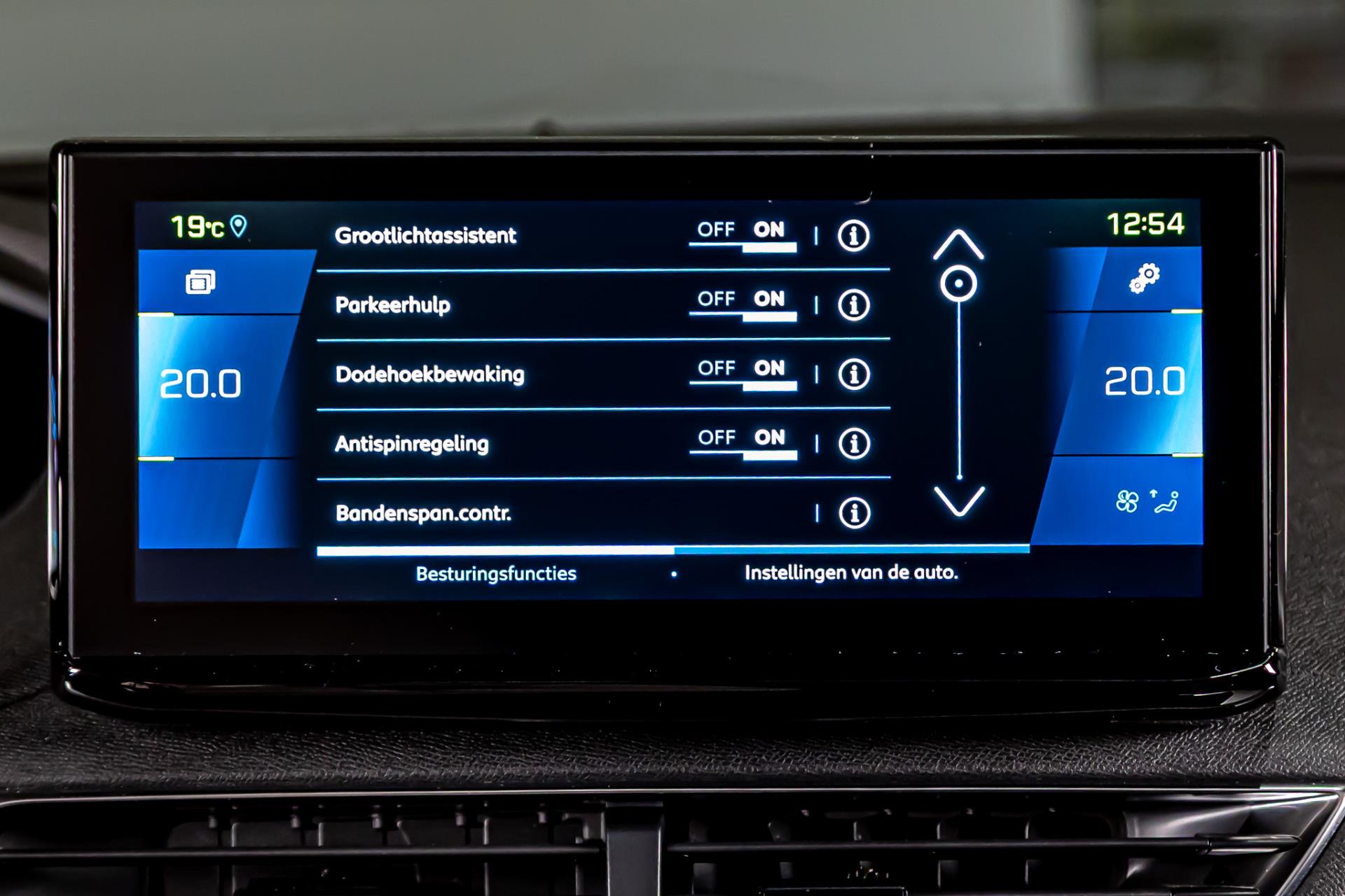 Peugeot 3008 1.6 HYbrid 225 Blue Lease GT I Afneembare trekhaak I Stoelverwarming 49323317-27.jpg | Autobedrijf van Geel