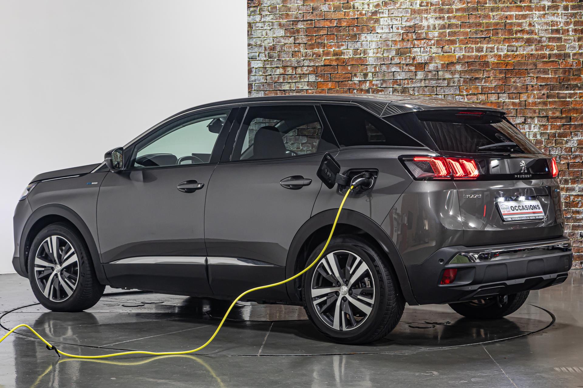 Peugeot 3008 1.6 HYbrid 225 Blue Lease GT I Afneembare trekhaak I Stoelverwarming 49323317-35.jpg | Autobedrijf van Geel