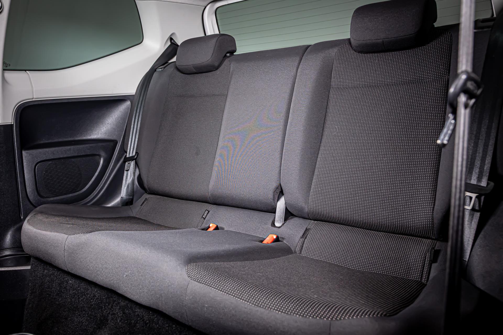 Volkswagen up! 1.0 high up! BlueMotion I Airco I Navi 49324383-3.jpg | Autobedrijf van Geel