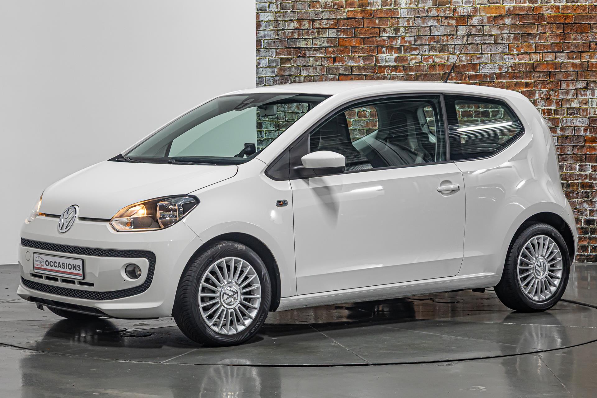 Volkswagen up! 1.0 high up! BlueMotion I Airco I Navi 49324383-8.jpg | Autobedrijf van Geel