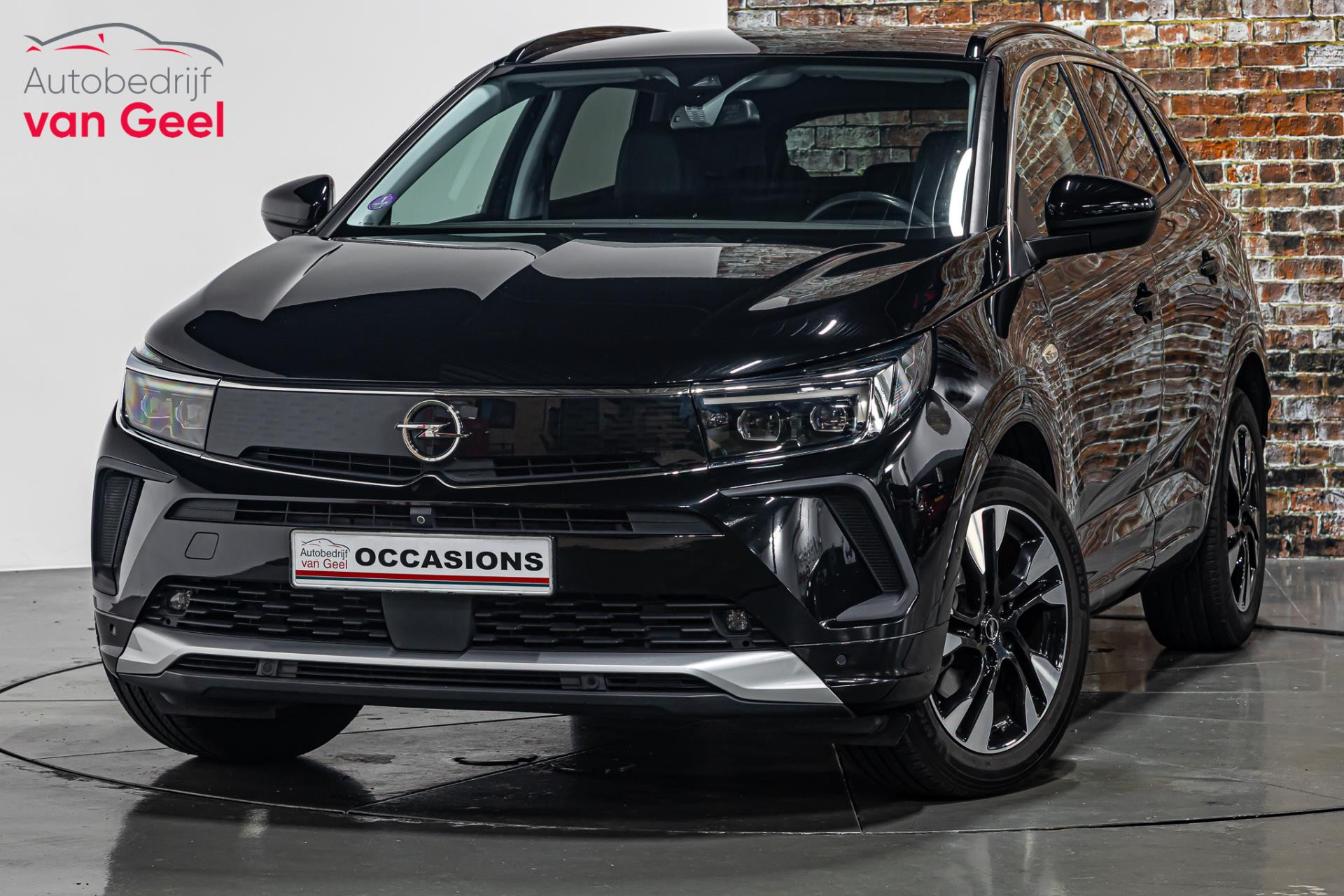 Opel Grandland 1.2 Turbo Ultimate I Stuur& stoel verwarming I Achteruitrij camera 49379579-0.jpg | Autobedrijf van Geel