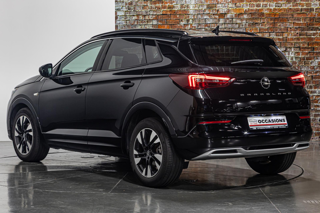 Opel Grandland 1.2 Turbo Ultimate I Stuur& stoel verwarming I Achteruitrij camera 49379579-10.jpg | Autobedrijf van Geel