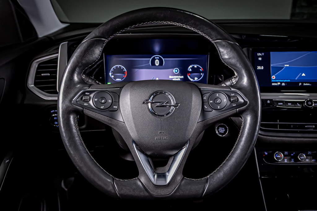 Opel Grandland 1.2 Turbo Ultimate I Stuur& stoel verwarming I Achteruitrij camera 49379579-18.jpg | Autobedrijf van Geel