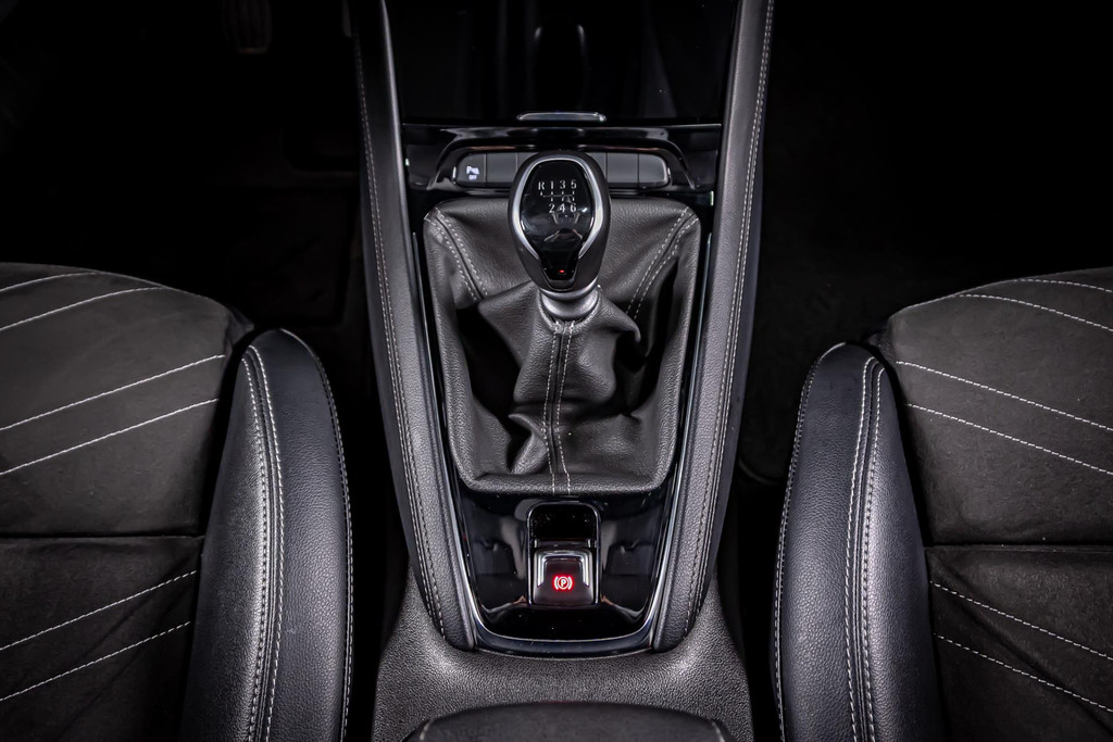 Opel Grandland 1.2 Turbo Ultimate I Stuur& stoel verwarming I Achteruitrij camera 49379579-23.jpg | Autobedrijf van Geel