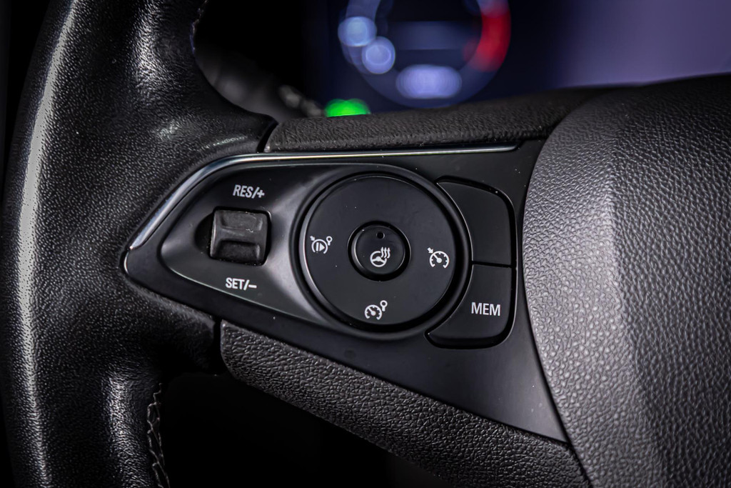 Opel Grandland 1.2 Turbo Ultimate I Stuur& stoel verwarming I Achteruitrij camera 49379579-25.jpg | Autobedrijf van Geel