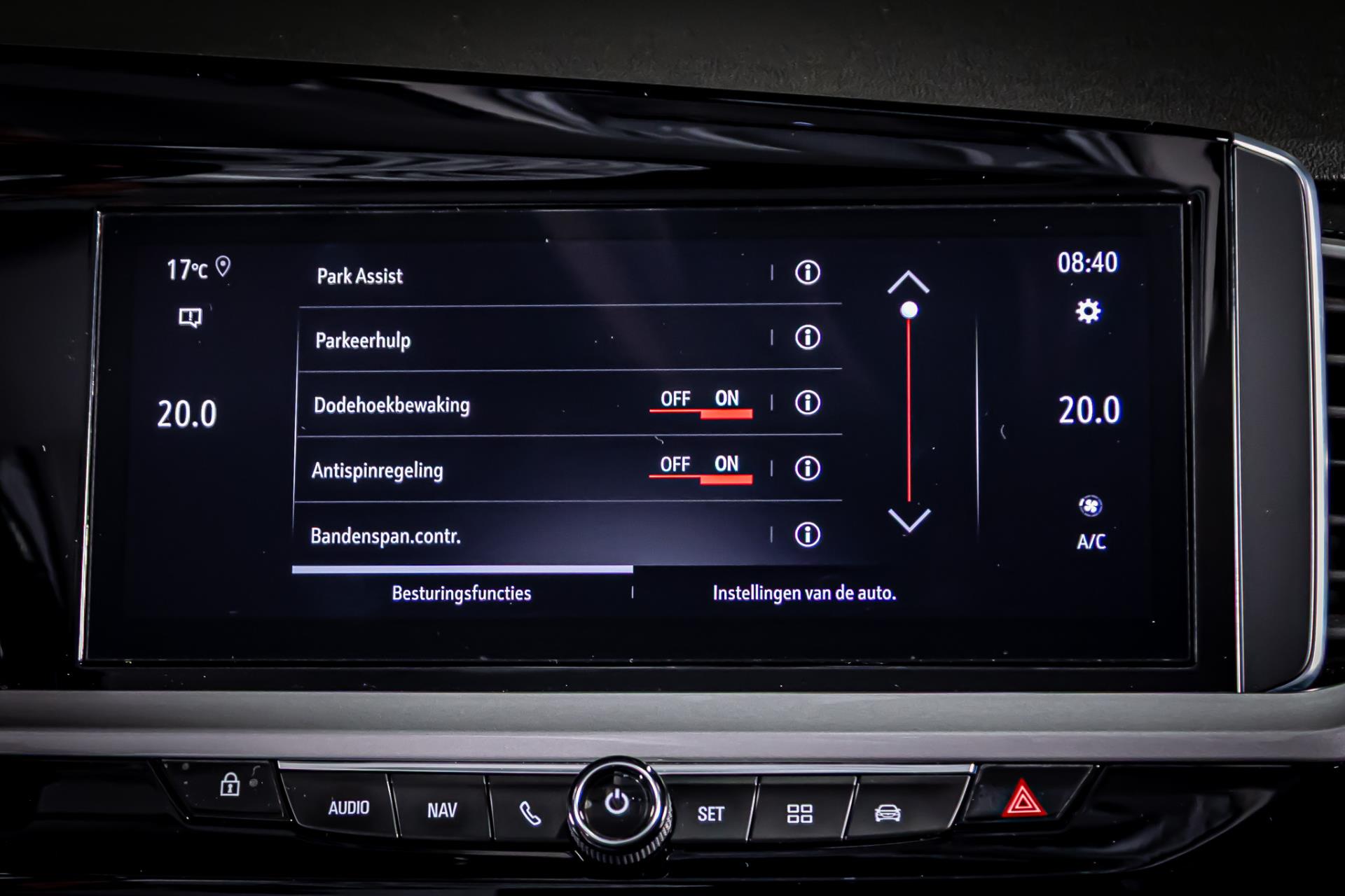 Opel Grandland 1.2 Turbo Ultimate I Stuur& stoel verwarming I Achteruitrij camera 49379579-28.jpg | Autobedrijf van Geel