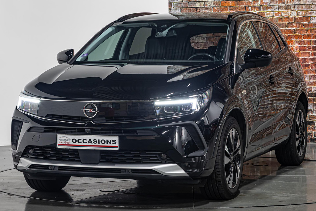 Opel Grandland 1.2 Turbo Ultimate I Stuur& stoel verwarming I Achteruitrij camera 49379579-5.jpg | Autobedrijf van Geel