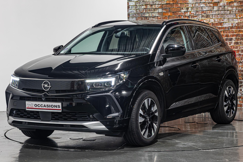 Opel Grandland 1.2 Turbo Ultimate I Stuur& stoel verwarming I Achteruitrij camera 49379579-6.jpg | Autobedrijf van Geel