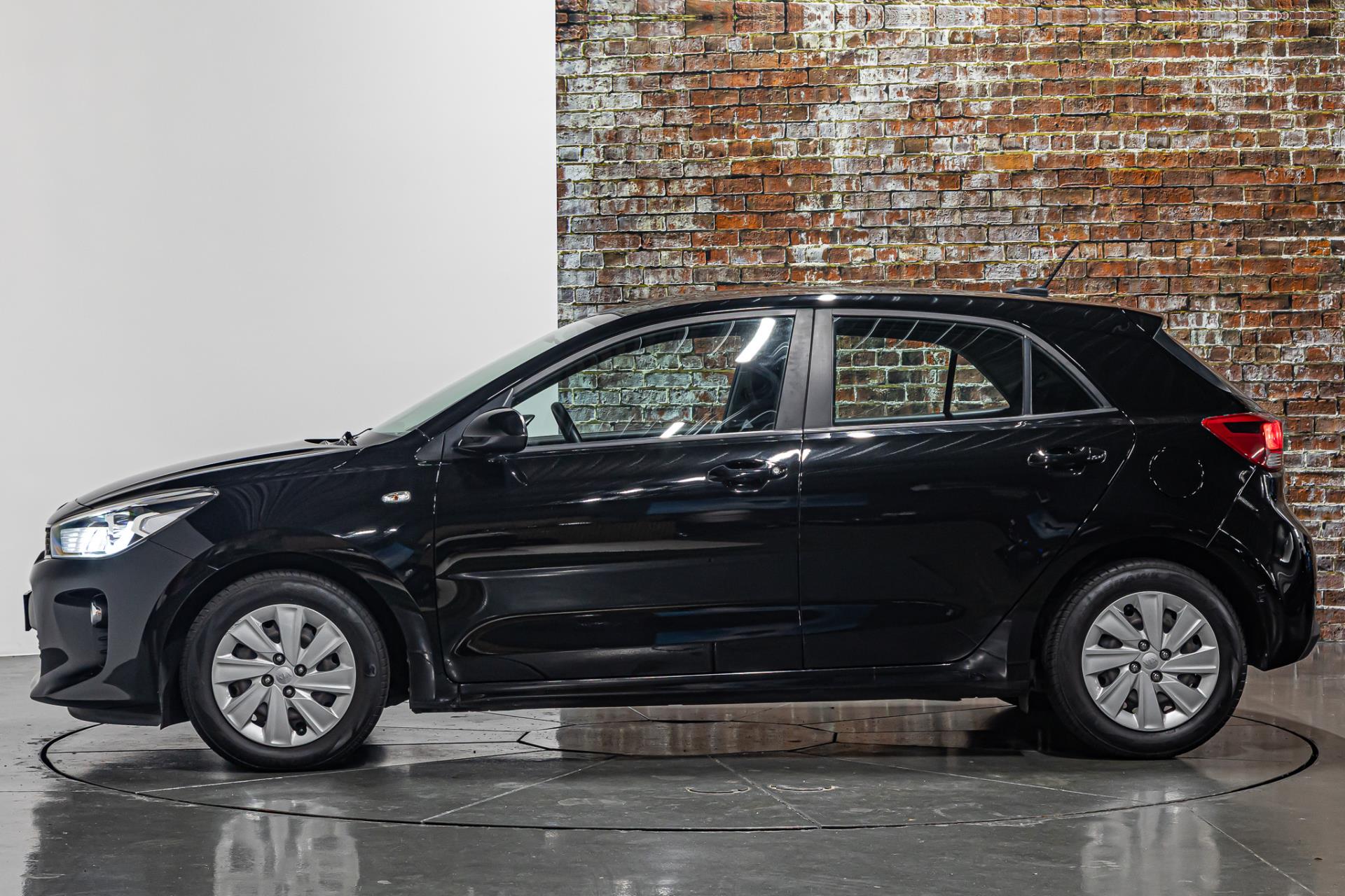 Kia Rio 1.0 TGDI ComfortPlusLine Navigator I Achteruitrij camera 49379835-8.jpg | Autobedrijf van Geel